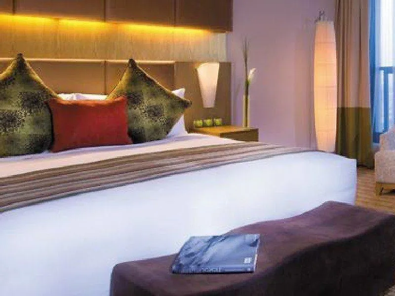 Traders Hotel, Abu Dhabi 4*,