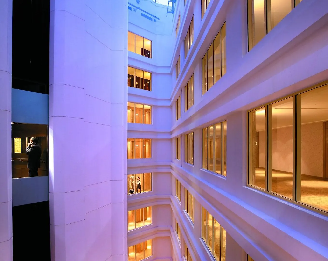 Traders Hotel, Abú Dhabí 4*,  Spojené arabské emiráty