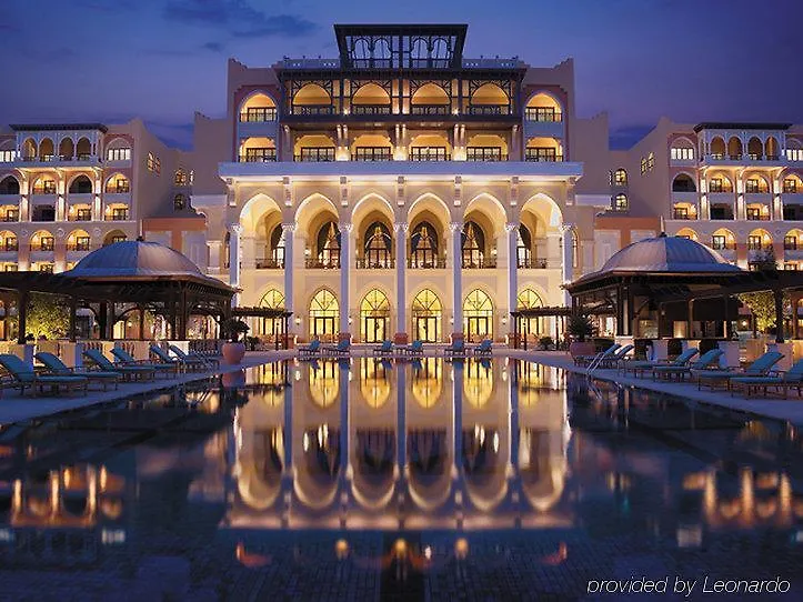 Traders Hotel, Abú Dhabí 4*,  Spojené arabské emiráty