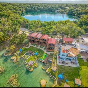 **** Hotel Blue Caribe Front Lagoon México