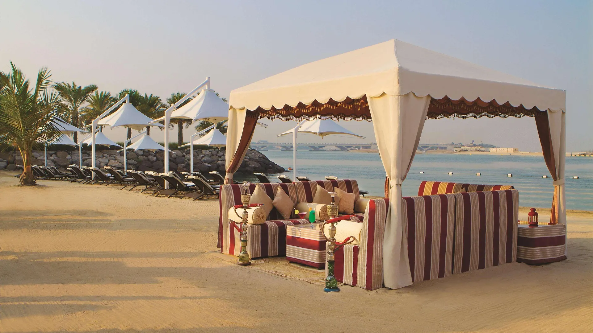 Traders Hotel, Abu Dhabi